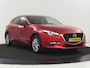 Mazda 3 2.0 SkyActiv-G 120 SkyLease+ | Stoel & stuurverwarming | Head-Up | Trekhaak | Camera | Navigatie | Full LED | Parkeerhulp | Climate control | Bluetooth | DAB | Cruise control | 103.800km NAP