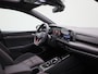 Volkswagen Golf 2.0 TSI GTI | 245 PK | Automaat | Panorama-schuif-/Kanteldak | Black Style | Stoelverwarming | Keyless | Diefstalalarm | Navigatie | LED-Mistlampen | Achteruitrijcamera | Head-Up Display | Adapt. Onderstel |