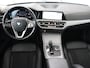 BMW 3-Serie 320i Executive Edition | Sportstoelen | Carplay | Live Cockpit | Half leder | Navigatie | Full LED | Climate control | Parkeerhulp | Cruise control | Bluetooth
