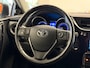 Toyota Auris Touring Sports 1.8 Hybrid Dynamic Trekhaak 2e Eigenaar Camera Navi Mooi!