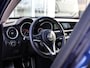 Alfa Romeo Stelvio 2.0 T AWD B-Tech | Navigatie |