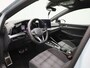 Volkswagen Golf 1.5 eHybrid GTE 272 PK | Panoramadak | Trekhaak | 18 Inch Catania Velgen | LED Matrix | Stoelverwarming | Achteruitrijcamera