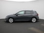 Volkswagen Golf 1.5 eHybrid Life Edition | 17 inch velgen | Automaat | Stoel/stuur verwarming | Achteruitrijcamera | Apple Carplay/Android auto |