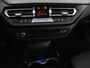 BMW 1-Serie 118i Sport Line | Sportstoelen | Carplay | Half leder | Live Cockpit | Full LED | Navigatie | Sfeerverlichting | Trekhaak | Climate control | Parkeerhulp | Cruise control | DAB | Bluetooth