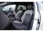 Volkswagen Golf 2.0 TSI R 4Motion 390 pk / Pano-Dak/ Keyless/ ACC/ DCC/ DSG/ Akraprovic/ Carplay/ Bi-Xenon/ 19''LMV