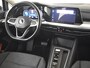 Volkswagen Golf Variant 1.0 eTSI Life 110Pk DSG/AUTO | Trekhaak | Apple carplay Android auto | Navigatie | Cruise control adaptief | Parkeersensoren V&A | 16"LMV