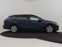 Volkswagen Golf Variant 1.0 eTSI Life 110Pk DSG/AUTO | Trekhaak | Apple carplay Android auto | Navigatie | Cruise control adaptief | Parkeersensoren V&A | 16"LMV