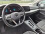 Volkswagen Golf Variant 1.0 eTSI Life 110Pk DSG/AUTO | Trekhaak | Apple carplay Android auto | Navigatie | Cruise control adaptief | Parkeersensoren V&A | 16"LMV