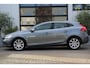 Volvo V40 1.5 T2 Inscription Aut. - LEDER - FULL LED - NAVI - CITYCAFETY - CRUISE CONTROL