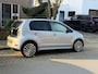Volkswagen Up! 1.0 BMT high up! 60 PK| Origineel Nederlands | 1e Eigenaar | Navigatie | Achteruitrijcamera | Climatronic | Stoelverwarming | Parkeersensoren Achter