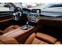BMW 7-Serie 740Le 327 pk xDrive iPerformance / Nieuwstaat/ Dealer.ond/ Bowers&Wilkins/ Achteras-Sturing/ Pano-dak/ Head-Up/ Keyless/ Lucht-Vering/ Nappa-Leder/ Soft-Close/ 19'' LMV