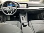 Volkswagen Golf Variant 1.0eTSI/110PK Life DSG · Apple/Android Car Play · Camera · Navigatie · Stoelverwarming