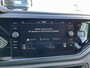 Volkswagen Polo 1.0 TSI R-Line / Navigatie / App connect / Parkeersensoren V+A / Climate controle / Lichtmetaal 16 inch /