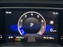 Volkswagen Polo 1.0 TSI R-Line / Navigatie / App connect / Parkeersensoren V+A / Climate controle / Lichtmetaal 16 inch /