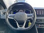 Volkswagen Polo 1.0 TSI R-Line / Navigatie / App connect / Parkeersensoren V+A / Climate controle / Lichtmetaal 16 inch /