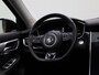 MG Marvel R Luxury 70 kWh | Elektr. bed. achterklep | Climate Control / ECC | Panoramadak, Open dak | Licht metalen velgen 19 inch | Cruise control | Navigatie | Lederen bekleding | Stoelverwarming | LED koplampen | Park Distance Control voor en achter | Achteruitrijcamera | Dakrailing |