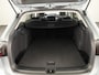 Volkswagen Golf variant Life Business 1.5 TSI 85 kW / 116 pk Variant 6 ver | Navigatie | Stoelverwarming | Carplay & Android auto | Parkeersensoren | Ergo stoelen |