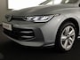 Volkswagen Golf variant Life Business 1.5 TSI 85 kW / 116 pk Variant 6 ver | Navigatie | Stoelverwarming | Carplay & Android auto | Parkeersensoren | Ergo stoelen |