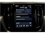 Volvo XC60 2.0 T8 AWD 335kW/456pk Aut8 Plug-in hybrid Long Range R-Design LUCHTVERING + BOWERS&WILKINS + ADAPT.CRUISE + PILOT ASSIST + STOEL-&STUURVERWARMING + GOOGLE DASH + KEYLESS ENTRY&GO + LANE ASSIST + CAMERA + EL.TREKHAAK + PARKSENSOREN V&A + 19" LM-VELGEN!!