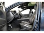 Volvo XC60 2.0 T8 AWD 335kW/456pk Aut8 Plug-in hybrid Long Range R-Design LUCHTVERING + BOWERS&WILKINS + ADAPT.CRUISE + PILOT ASSIST + STOEL-&STUURVERWARMING + GOOGLE DASH + KEYLESS ENTRY&GO + LANE ASSIST + CAMERA + EL.TREKHAAK + PARKSENSOREN V&A + 19" LM-VELGEN!!