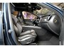 Volvo XC60 2.0 T8 AWD 335kW/456pk Aut8 Plug-in hybrid Long Range R-Design LUCHTVERING + BOWERS&WILKINS + ADAPT.CRUISE + PILOT ASSIST + STOEL-&STUURVERWARMING + GOOGLE DASH + KEYLESS ENTRY&GO + LANE ASSIST + CAMERA + EL.TREKHAAK + PARKSENSOREN V&A + 19" LM-VELGEN!!
