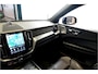 Volvo XC60 2.0 T8 AWD 335kW/456pk Aut8 Plug-in hybrid Long Range R-Design LUCHTVERING + BOWERS&WILKINS + ADAPT.CRUISE + PILOT ASSIST + STOEL-&STUURVERWARMING + GOOGLE DASH + KEYLESS ENTRY&GO + LANE ASSIST + CAMERA + EL.TREKHAAK + PARKSENSOREN V&A + 19" LM-VELGEN!!