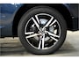 Volvo XC60 2.0 T8 AWD 335kW/456pk Aut8 Plug-in hybrid Long Range R-Design LUCHTVERING + BOWERS&WILKINS + ADAPT.CRUISE + PILOT ASSIST + STOEL-&STUURVERWARMING + GOOGLE DASH + KEYLESS ENTRY&GO + LANE ASSIST + CAMERA + EL.TREKHAAK + PARKSENSOREN V&A + 19" LM-VELGEN!!