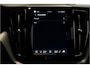 Volvo XC60 2.0 T8 AWD 335kW/456pk Aut8 Plug-in hybrid Long Range R-Design LUCHTVERING + BOWERS&WILKINS + ADAPT.CRUISE + PILOT ASSIST + STOEL-&STUURVERWARMING + GOOGLE DASH + KEYLESS ENTRY&GO + LANE ASSIST + CAMERA + EL.TREKHAAK + PARKSENSOREN V&A + 19" LM-VELGEN!!