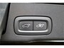 Volvo XC60 2.0 T8 AWD 335kW/456pk Aut8 Plug-in hybrid Long Range R-Design LUCHTVERING + BOWERS&WILKINS + ADAPT.CRUISE + PILOT ASSIST + STOEL-&STUURVERWARMING + GOOGLE DASH + KEYLESS ENTRY&GO + LANE ASSIST + CAMERA + EL.TREKHAAK + PARKSENSOREN V&A + 19" LM-VELGEN!!