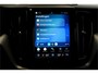 Volvo XC60 2.0 T8 AWD 335kW/456pk Aut8 Plug-in hybrid Long Range R-Design LUCHTVERING + BOWERS&WILKINS + ADAPT.CRUISE + PILOT ASSIST + STOEL-&STUURVERWARMING + GOOGLE DASH + KEYLESS ENTRY&GO + LANE ASSIST + CAMERA + EL.TREKHAAK + PARKSENSOREN V&A + 19" LM-VELGEN!!