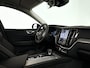 Volvo XC60 T8 Plug-in hybrid AWD Ultra Bright | SOH 100% | Panoramadak | 360° camera | Luchtvering | Harman Kardon | Head-up display | Stoel- en Stuurverwarming | Trekhaak