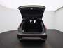 Volkswagen Tayron 1.5 eHybrid R-Line Edition 204 PK| Origineel Nederlands | 1e Eigenaar | Trekhaak | Panoramadak | Navigatie | Dodehoeksensoren | Achteruitrijcamera | Sfeerverlichting