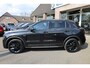 Lynk & Co 01 1.5 MY23! 6.6 BLACKLINE! ZWARTE-HEMEL ROLHOES MY23 360-CAMERA PANO/SCHUIF INFINITY DAB NAVI CARPLAY STOELVERWARMING ELEK.ACHTERKLEP 20"LMV