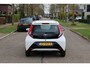 Toyota Aygo 1.0 VVT-i x-play | NAVI | AIRCO | CAMERA | LED | NAP | MOOIE GOED ONDERHOUDEN AUTO |
