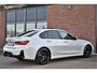 BMW 3-Serie 330e xDrive M-Sport Pro Pano M-zetels ACC HUD 19inch El-klep