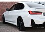 BMW 3-Serie 330e xDrive M-Sport Pro Pano M-zetels ACC HUD 19inch El-klep