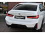 BMW 3-Serie 330e xDrive M-Sport Pro Pano M-zetels ACC HUD 19inch El-klep