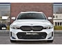 BMW 3-Serie 330e xDrive M-Sport Pro Pano M-zetels ACC HUD 19inch El-klep