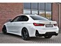 BMW 3-Serie 330e xDrive M-Sport Pro Pano M-zetels ACC HUD 19inch El-klep