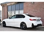 BMW 3-Serie 330e xDrive M-Sport Pro Pano M-zetels ACC HUD 19inch El-klep
