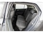 Volkswagen Golf 1.0 eTSI 110pk DSG Life | Navigatie | App Connect | Parkeersensoren