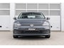 Volkswagen Golf 1.0 eTSI 110pk DSG Life | Navigatie | App Connect | Parkeersensoren