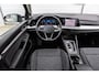 Volkswagen Golf 1.0 eTSI 110pk DSG Life | Navigatie | App Connect | Parkeersensoren