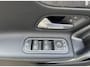 Mercedes-Benz CLA 180 Luxury Line stoelverwarming/Ambilight/Navi/Dealeronderhouden