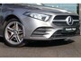 Mercedes-Benz A-klasse 250 e AMG Widescreen Leer Camera CarPlay Stoelverwarming 18” DAB Sensoren