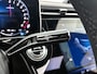Mercedes-Benz E-klasse AMG 53 4MATIC+ / NL Auto / Luchtvering (AMG RIDE CONTROL) / Panoramadak / Night Pakket / MBUX Superscreen / Achterasbesturing / Burmester / Plug-in hybride / Elektrisch rijbereik tot ca. 100 km /