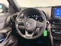 Toyota Yaris Cross 1.5 Hybrid Business Plus | Stoelverwarming | Parkeersensoren voor en achter |