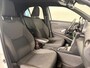 Toyota Yaris Cross 1.5 Hybrid Business Plus | Stoelverwarming | Parkeersensoren voor en achter |