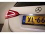 Mercedes-Benz A-klasse 180 Business Solution AMG Night Upgrade | HALF LEDER | STOELVERWARMING | APPLE | SFEERVERLICHTING