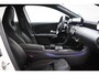 Mercedes-Benz A-klasse 180 Business Solution AMG Night Upgrade | HALF LEDER | STOELVERWARMING | APPLE | SFEERVERLICHTING